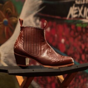 MOD. Botin Bordado – AGUILA CAFE